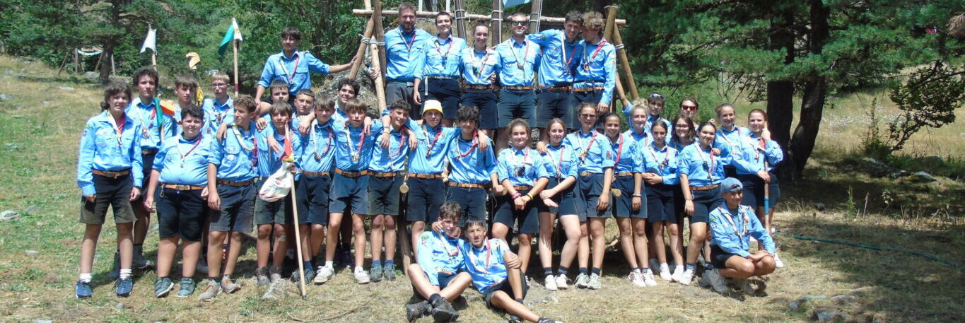 Reparto Apaches